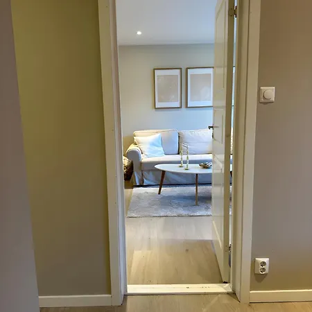 Cute In High Rise برغن