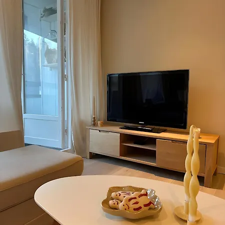 Cute In High Rise شقة برغن