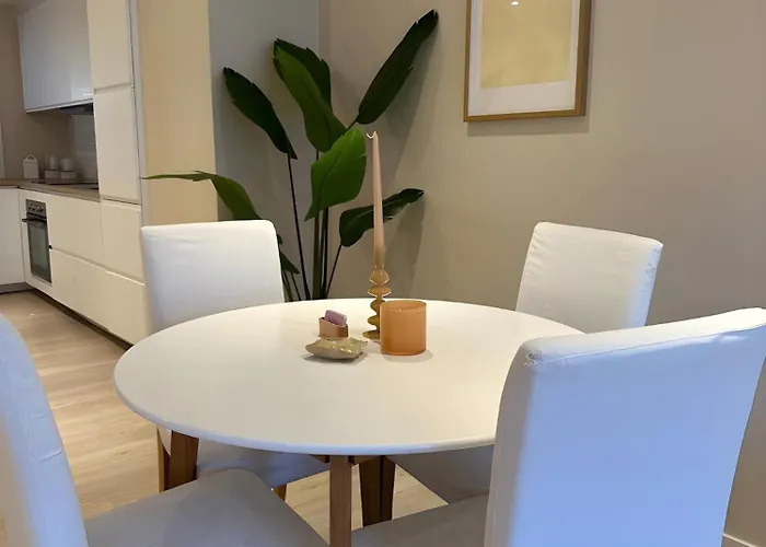 Cute In High Rise Apartman Bergen